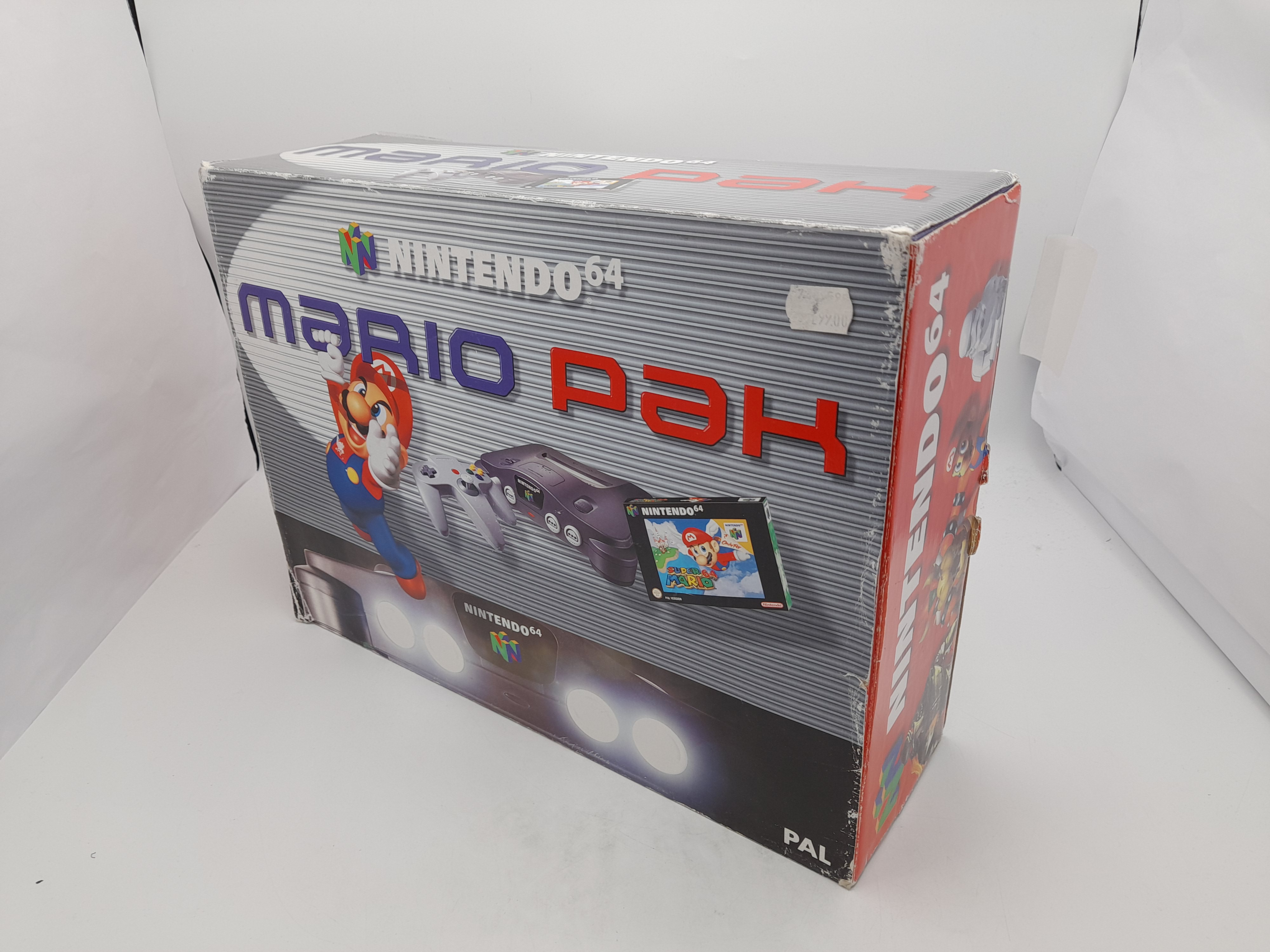 Foto van Nintendo 64 Mario Pak in Doos