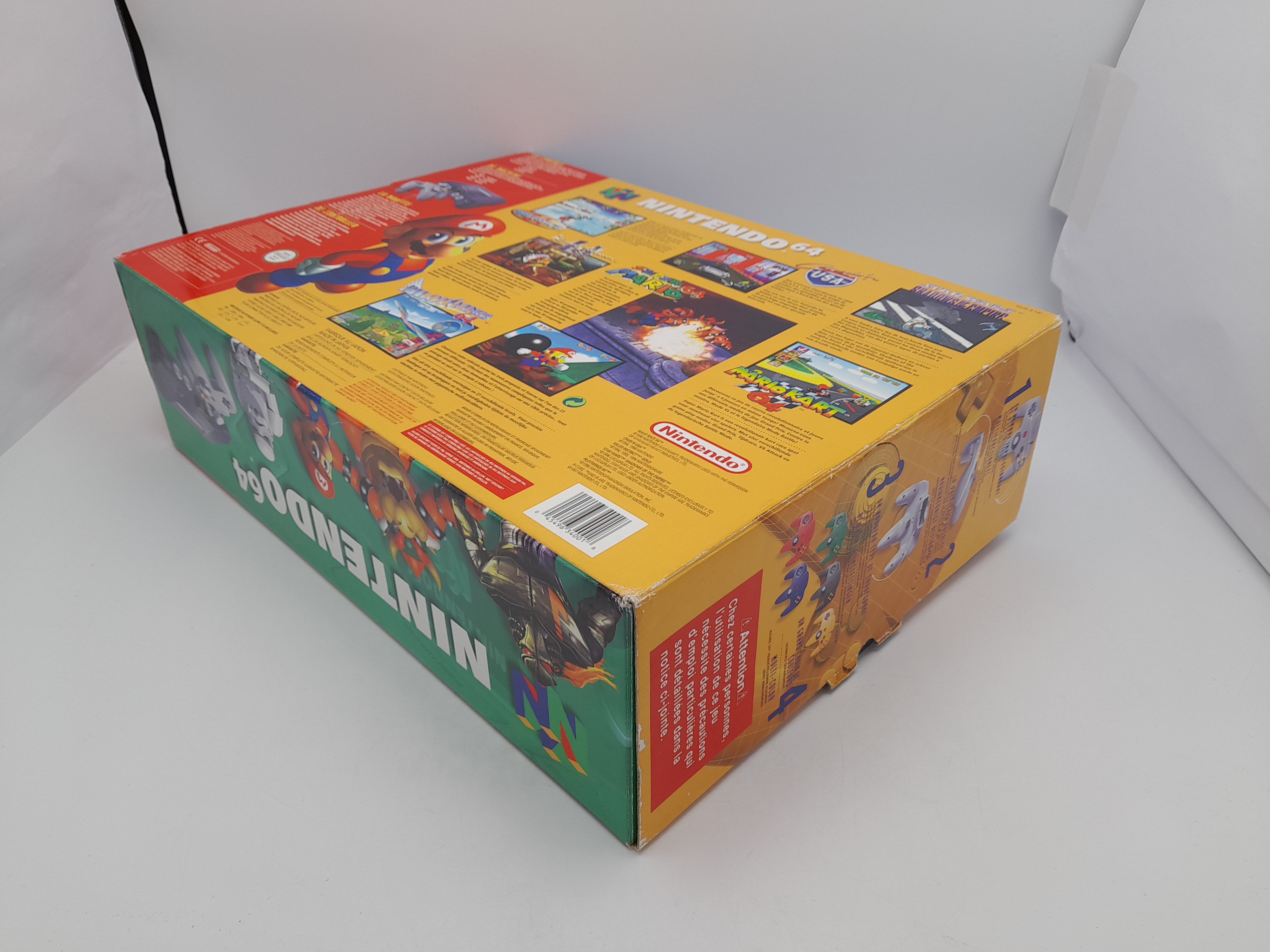 Foto van Nintendo 64 Mario Pak in Doos
