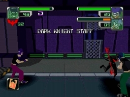 Verzamel verschillende wapens, zoals de Dark Knight Staff.